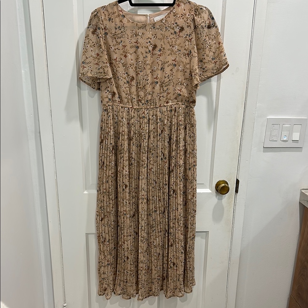Floral Pleated Dress